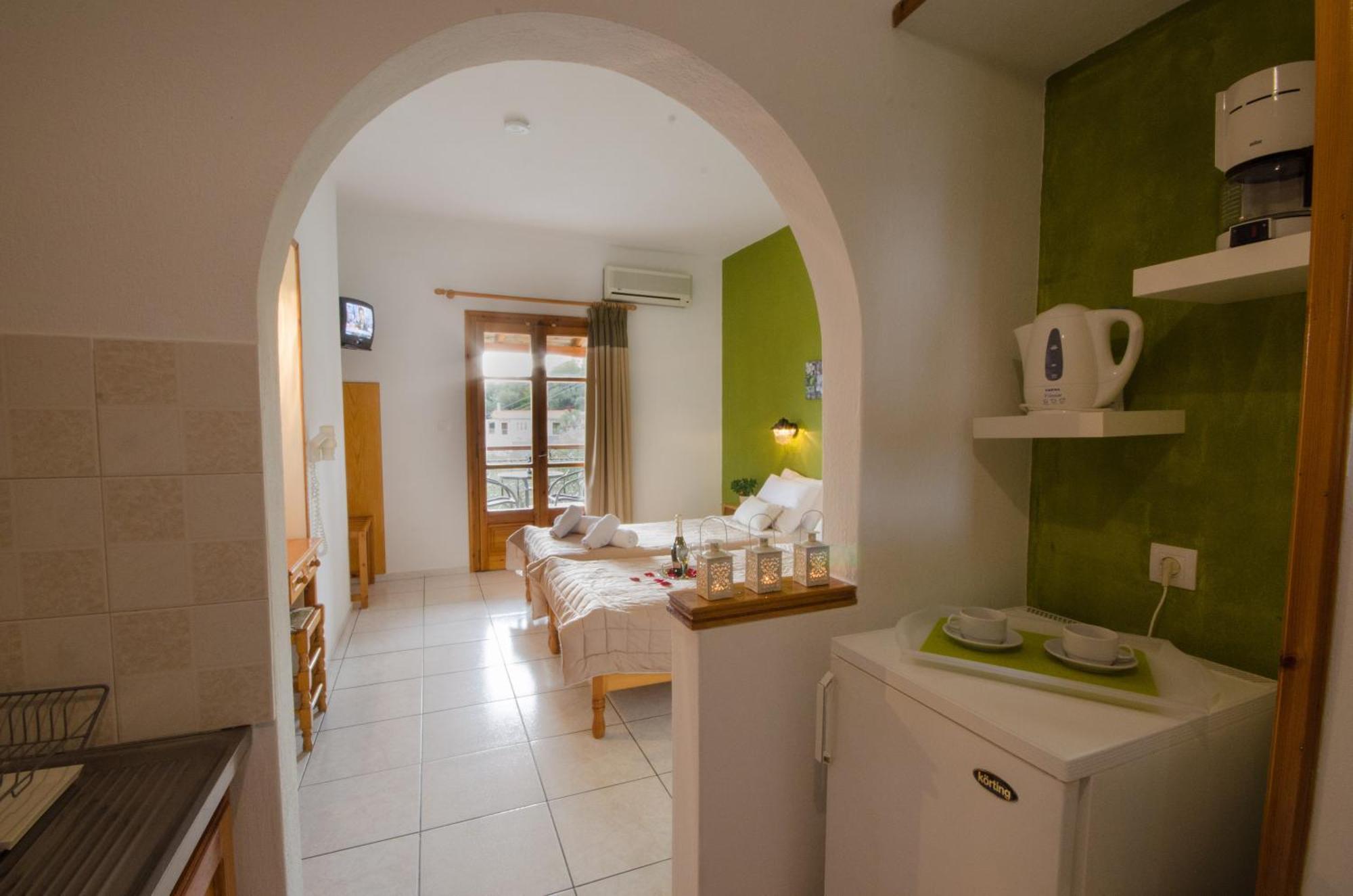 Olive Grove Studios Megáli Ámosz Kültér fotó